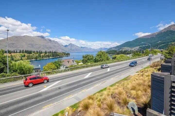 Apartment Luxury Lakeview 2 Bedroom